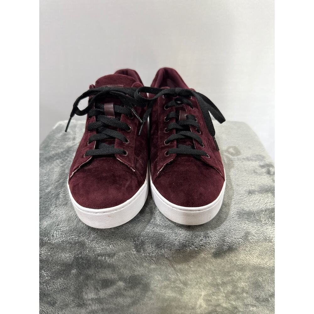 Vionic Keke Lilac Suede Lace Up Sneakers‎ Shoes Womens SIZE 7.5 TVW5371